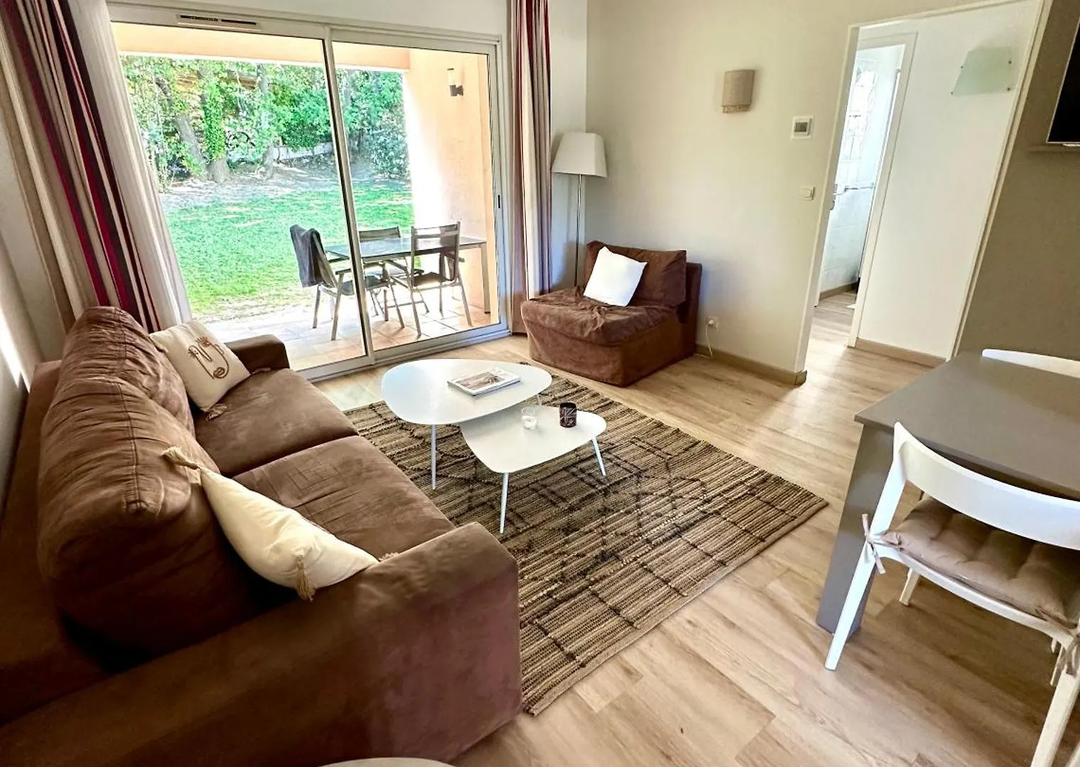 Saint-Tropez En Residence Avec Piscine 0*,  France