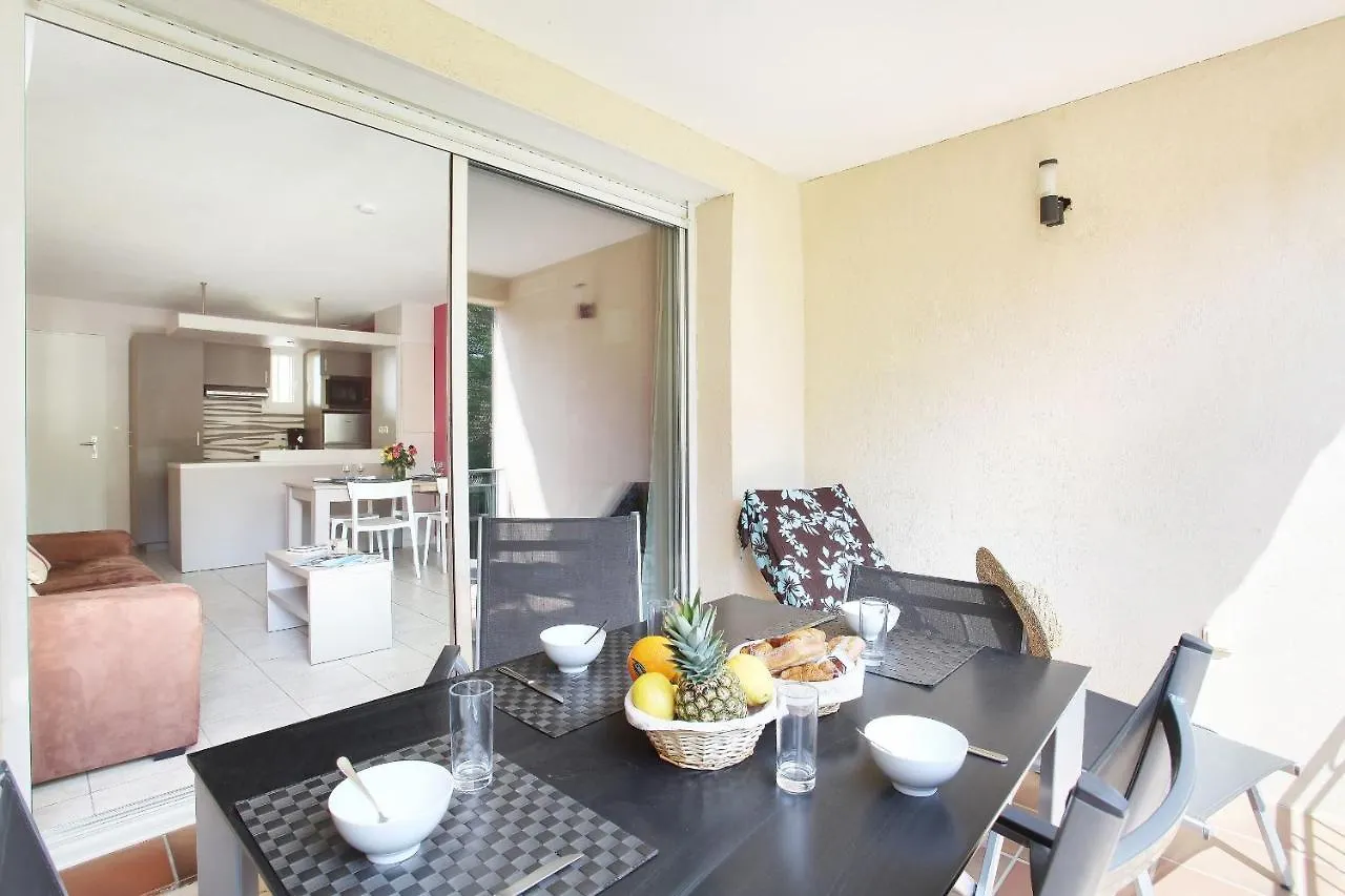 Saint-Tropez En Residence Avec Piscine Appartement