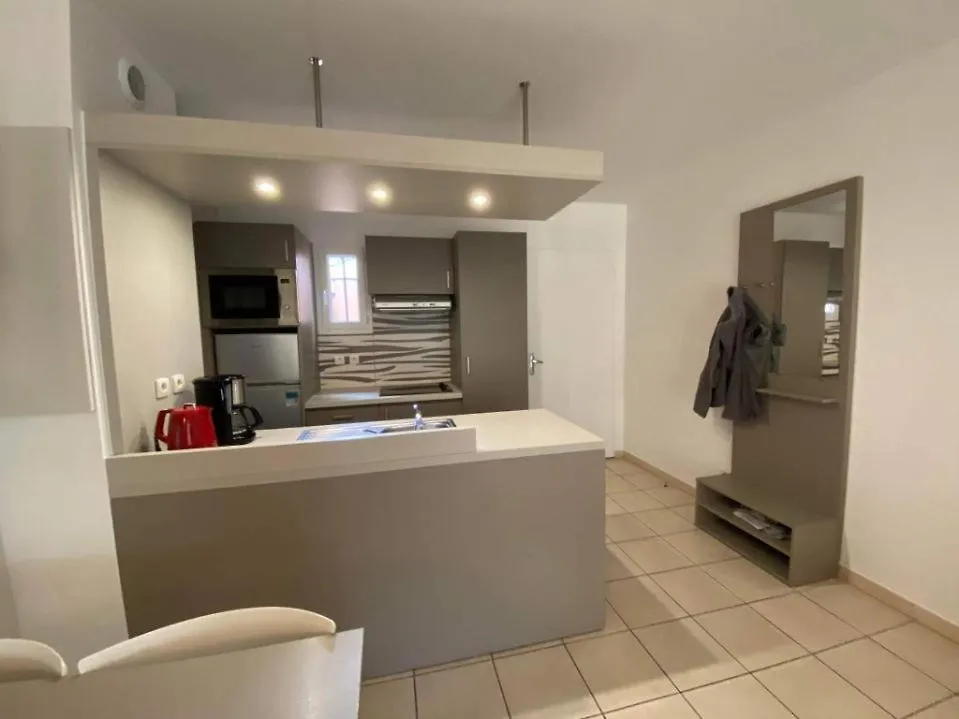 Saint-Tropez En Residence Avec Piscine Appartement
