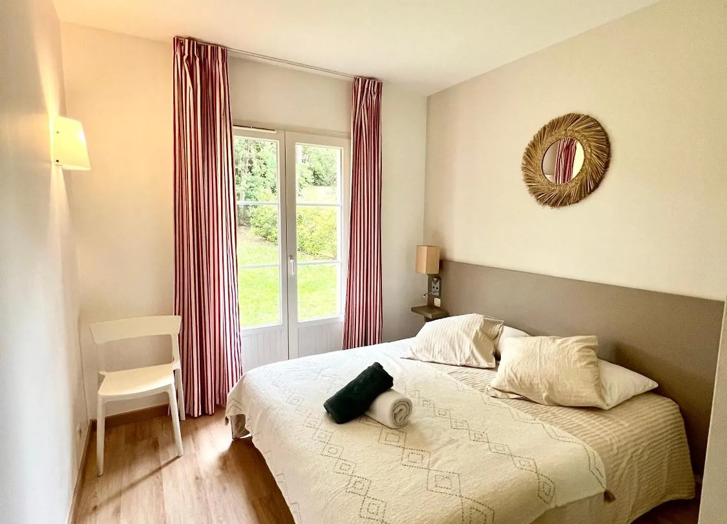 Saint-Tropez En Residence Avec Piscine Appartement